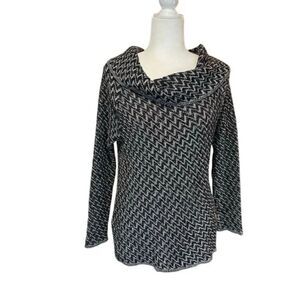 Eight Eight Eight black and white 100% cotton houndstooth wide neck sweater - S